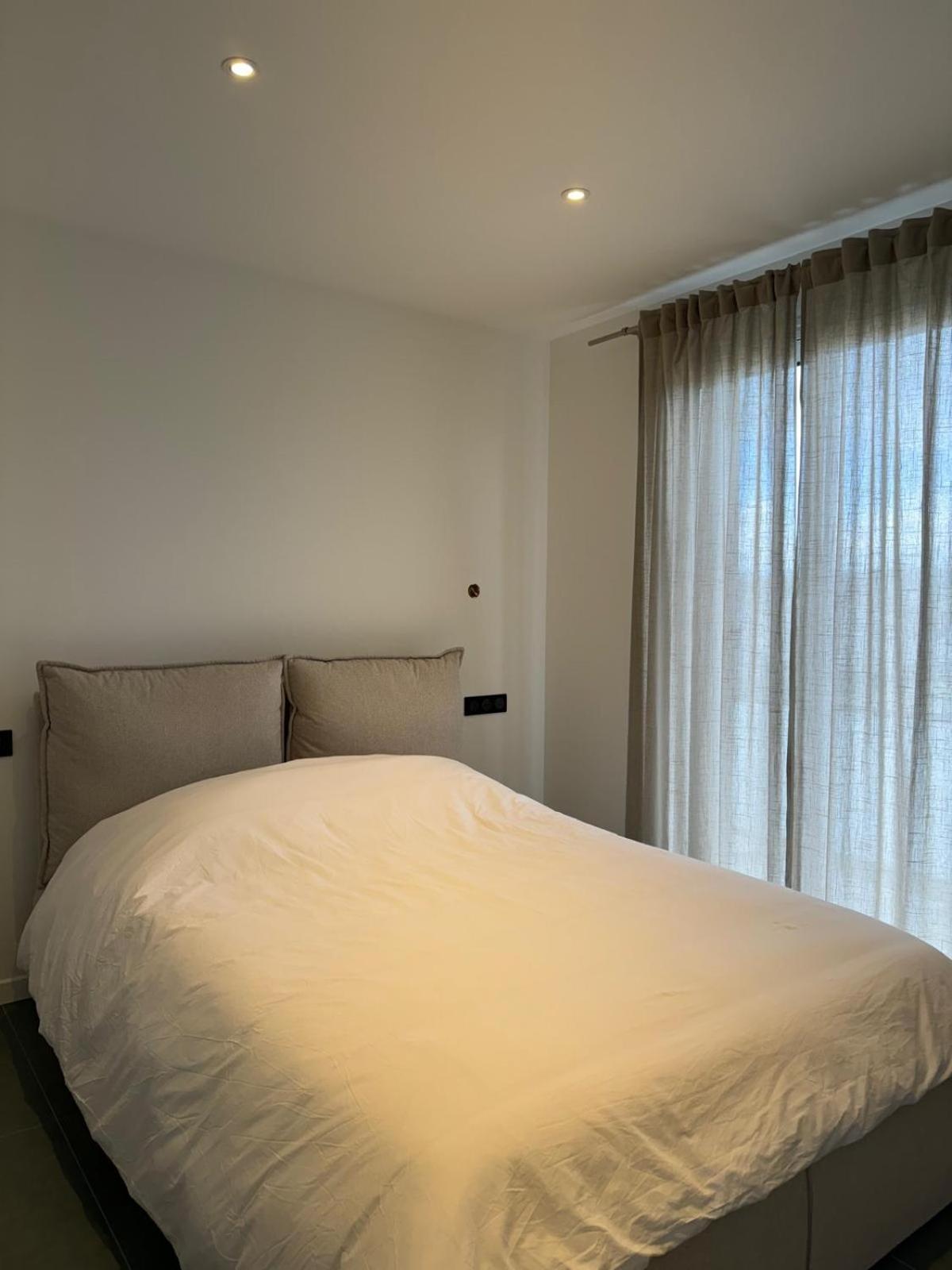 Modern Green & White - Apartments T3 60M2 Annecy - Parking Prive - Wifi - Netflix Exterior photo
